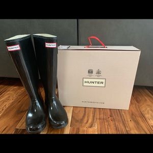 Tall Women's black Hunter rain boots